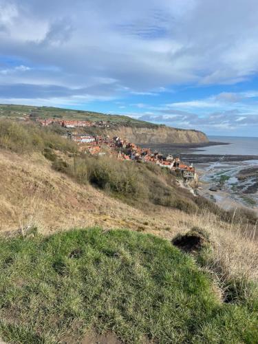 The Cabin at Shambala- now with sauna available to book! in Robin Hood's Bay The Cabin at Shambala- now with sauna available to book! in Robin Hood's Bay