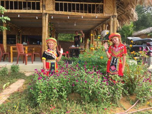 Lakeview Homestay Vu Linh in Yen Binh (Yen Bai) Lakeview Homestay Vu Linh in Yen Binh (Yen Bai)