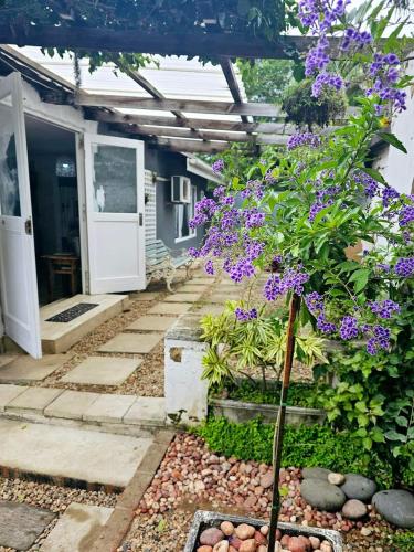 Le'Cottage Scottburgh in Scottburgh Le'Cottage Scottburgh in Scottburgh