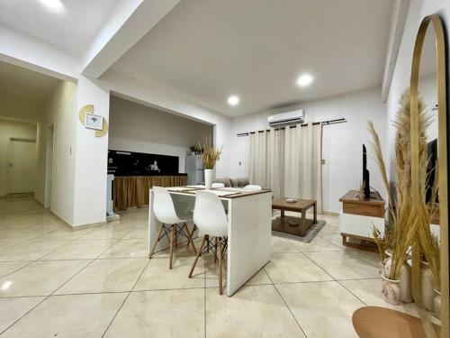 Facilities, Apartamento cerca del Aeropuerto in Mariano Roque Alonso Facilities, Apartamento cerca del Aeropuerto in Mariano Roque Alonso