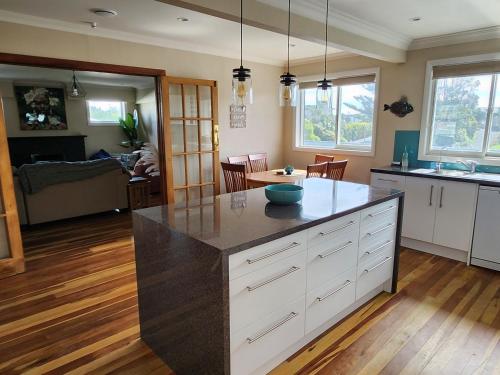 ห้องครัว, #40 At The Beach in ไวทาเรเรบีช ห้องครัว, #40 At The Beach in ไวทาเรเรบีช