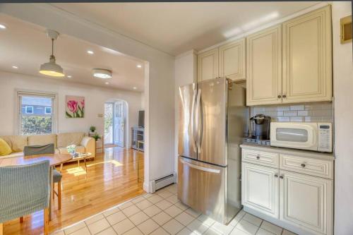 Family Home near NY Beach - Private Workspace in Рослін (Нью-Йорк) Family Home near NY Beach - Private Workspace in Рослін (Нью-Йорк)