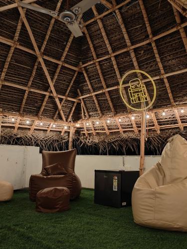 Балкон, Unpack Hostel in Пондічеррі Балкон, Unpack Hostel in Пондічеррі