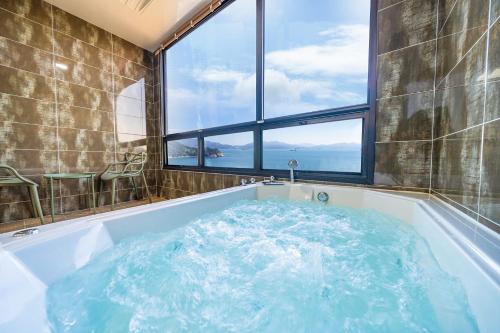 Le Paradis Ocen view Spa Pension in Yeosu-si Le Paradis Ocen view Spa Pension in Yeosu-si