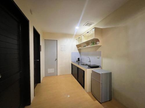 Kitchen, APARTELLE BORACAY in Barangay Manoc-Manoc Kitchen, APARTELLE BORACAY in Barangay Manoc-Manoc