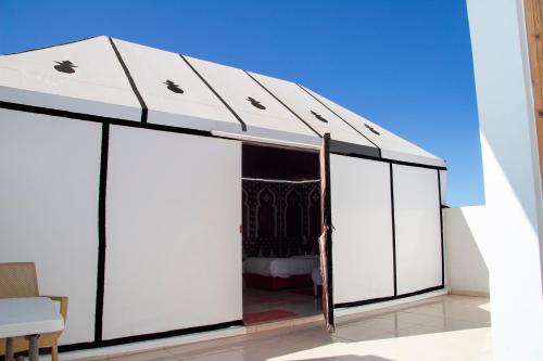 Hotel WOW in 다클라 Hotel WOW in 다클라