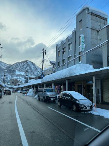 駅本ビル民宿 in Yuzawa 駅本ビル民宿 in Yuzawa