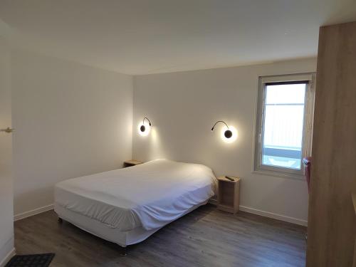 FASTHOTEL PARIS OUEST BOUAFLE in Bouafle FASTHOTEL PARIS OUEST BOUAFLE in Bouafle