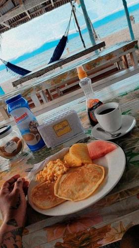 Food and beverages, Cabana privada en Guna Yala isla Diablo bano compartido in El Porvenir Food and beverages, Cabana privada en Guna Yala isla Diablo bano compartido in El Porvenir