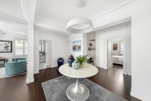 Erkély/terasz, 1BR Luxe Harbourside Living free parking in Rose Bay Erkély/terasz, 1BR Luxe Harbourside Living free parking in Rose Bay