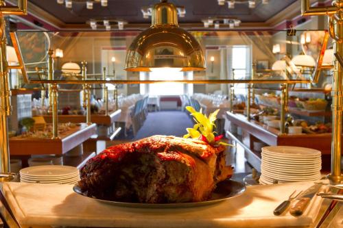 Comida y bebida, Kviknes Hotel in Balestrand Comida y bebida, Kviknes Hotel in Balestrand