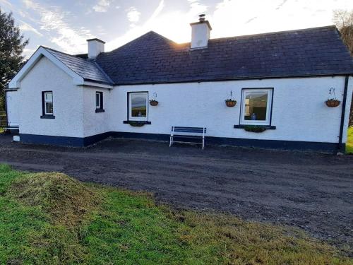 Exterior view, Ballaghboy Cottage in Boyle Exterior view, Ballaghboy Cottage in Boyle