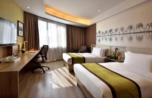 This photo about Atour Hotel of Hangzhou Huanglong shared on HyHotel.com