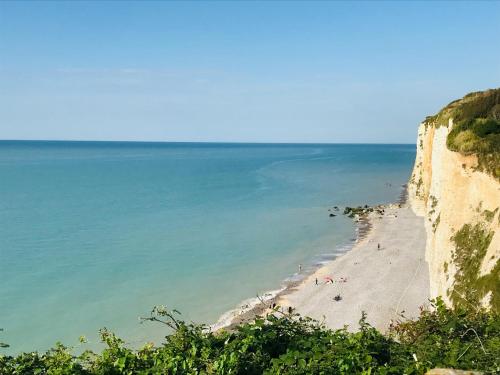 Beach, ROUGE COTTAGE Gite 4 etoiles Billard in Saint-Valery-en-Caux Beach, ROUGE COTTAGE Gite 4 etoiles Billard in Saint-Valery-en-Caux