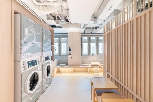 Jyu Capsule Hotel near Starbucks (Guoco Tower) Jyu Capsule Hotel near Starbucks (Guoco Tower)