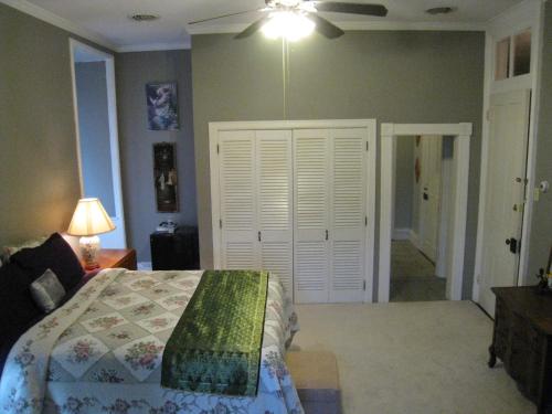 在meiguo.com看到的Allegheny Street Bed & Breakfast的介绍图片