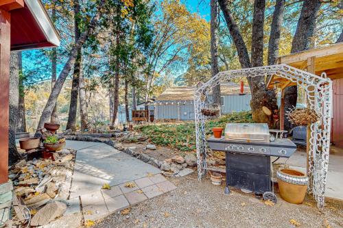 Two Canoe in Σονόρα(Καλιφόρνια) Two Canoe in Σονόρα(Καλιφόρνια)