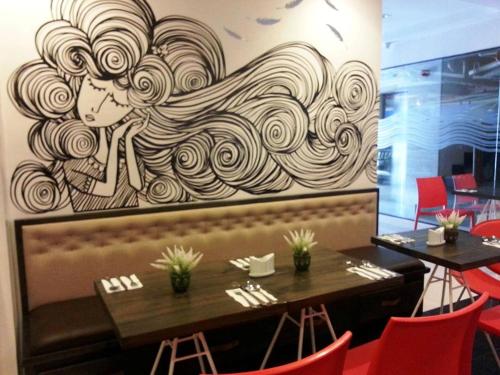 Restaurant, Pillows Hotel Cebu near Southwestern University Restaurant, Pillows Hotel Cebu near Southwestern University