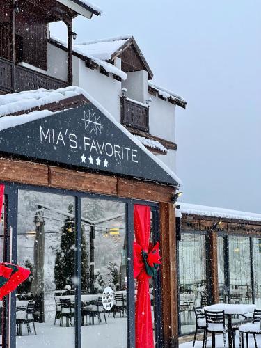 A szálláshely kívülről, Mia's Favorite Hotel in Mavrovo A szálláshely kívülről, Mia's Favorite Hotel in Mavrovo