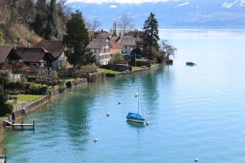 Kilátás, Hotel Restaurant Bellevue au Lac in Thun Kilátás, Hotel Restaurant Bellevue au Lac in Thun