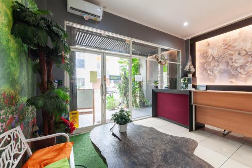 Aula, Urbanview Hotel Ellegan Residence Alam Sutera Serpong by RedDoorz in Pinang Aula, Urbanview Hotel Ellegan Residence Alam Sutera Serpong by RedDoorz in Pinang