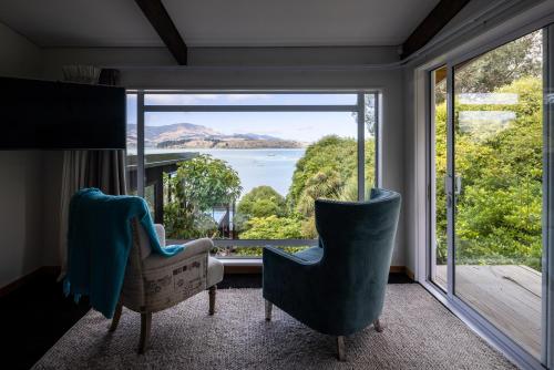 Cass Bay Oceanfront Luxury in Cass Bay Cass Bay Oceanfront Luxury in Cass Bay