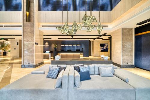 Yiwu International Mansion Hotel near International Exhibition Center Yiwu International Mansion Hotel near International Exhibition Center