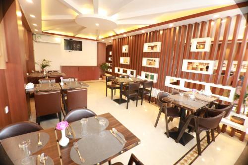 Restaurant, Hotel Eco Tree Pokhara in Pokhara Restaurant, Hotel Eco Tree Pokhara in Pokhara