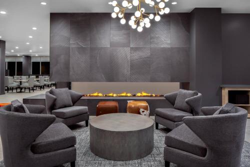 Előcsarnok, TownePlace Suites Loveland Fort Collins in Loveland Előcsarnok, TownePlace Suites Loveland Fort Collins in Loveland