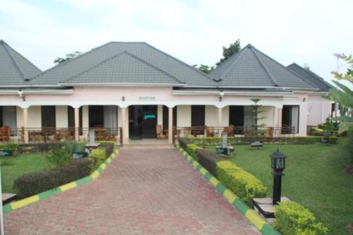 Taman, Miika Eco Resort Hotel in Hoima Taman, Miika Eco Resort Hotel in Hoima
