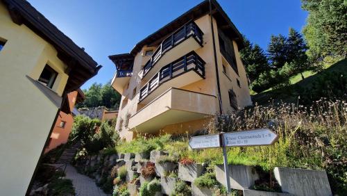 Chesa Bellaval, Haus la Vuolp 2,5 - Zimmerwohnung in 席爾瓦普拉納 Chesa Bellaval, Haus la Vuolp 2,5 - Zimmerwohnung in 席爾瓦普拉納