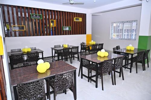 Restaurant, HOTEL SLN COMFORTS in Tumkur Restaurant, HOTEL SLN COMFORTS in Tumkur