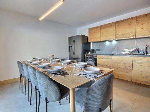 Magnifique appartement neuf pour 12 personnes avec Wi-Fi - FR-1-455-246 in La Plagne Magnifique appartement neuf pour 12 personnes avec Wi-Fi - FR-1-455-246 in La Plagne