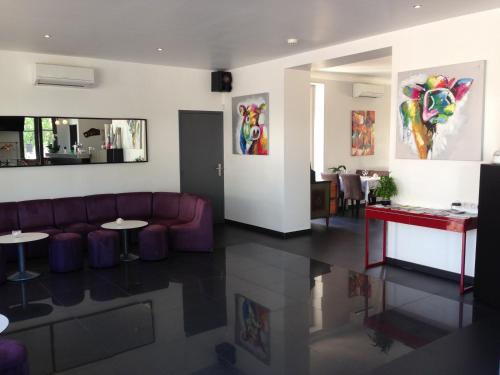 Hotel La Cigale in La Croix-Valmer Hotel La Cigale in La Croix-Valmer