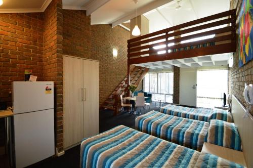 Marion Motel and Apartments