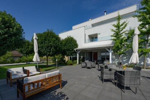 A szálláshely kívülről, Hotel Magdalena in Blato A szálláshely kívülről, Hotel Magdalena in Blato