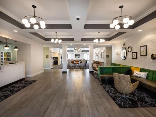 Előcsarnok, Homewood Suites by Hilton Joplin in Joplin (Missouri) Előcsarnok, Homewood Suites by Hilton Joplin in Joplin (Missouri)