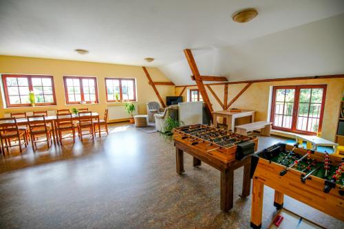 صالة مشتركة/ منطقة التلفزيون, Scheunenherberge in Unterspreewald صالة مشتركة/ منطقة التلفزيون, Scheunenherberge in Unterspreewald