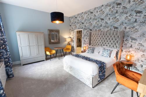 The Resolution Hotel in Whitby The Resolution Hotel in Whitby