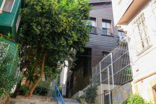 Exterior view, The Kosk -5Br Villa with Turkish Bath- City Centre in İstanbul Exterior view, The Kosk -5Br Villa with Turkish Bath- City Centre in İstanbul