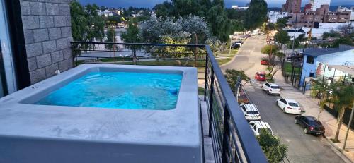 Vivisierras, Piso 3 frente al lago, centro Villa Carlos Paz, 2 dormitorios, 2 banos, pileta privada, in Villa Carlos Paz Vivisierras, Piso 3 frente al lago, centro Villa Carlos Paz, 2 dormitorios, 2 banos, pileta privada, in Villa Carlos Paz