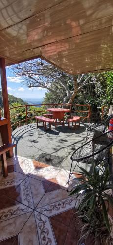 Balcony/terrace, Mora's Place B&B in Monteverde Balcony/terrace, Mora's Place B&B in Monteverde