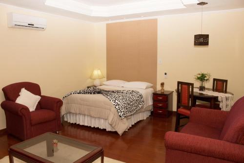 This photo about Hotel Garfo de Ouro shared on HyHotel.com