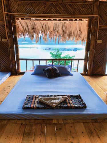 Vu Tich Lakeview Homestay in Yen Binh (Yen Bai) Vu Tich Lakeview Homestay in Yen Binh (Yen Bai)