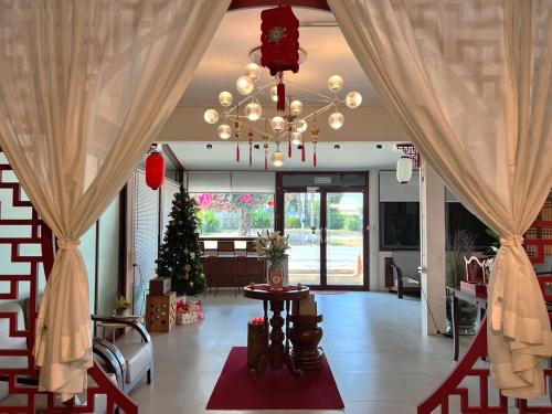 Entrance, Allred Hostel Chiangmai in Fah Ham Entrance, Allred Hostel Chiangmai in Fah Ham