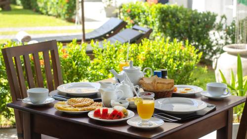 Food and beverages, Weleges Place in Hikkaduwa Food and beverages, Weleges Place in Hikkaduwa