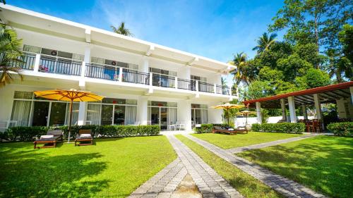 Exterior view, Weleges Place in Hikkaduwa Exterior view, Weleges Place in Hikkaduwa