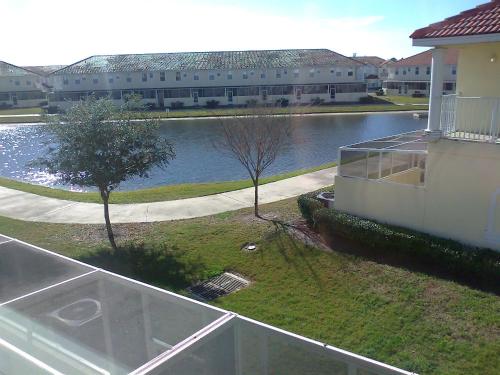 在meiguo.com看到的Fiesta Key Resort的介绍图片