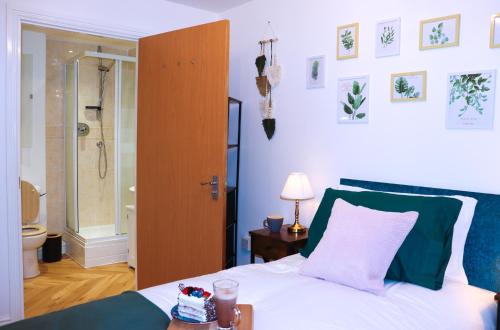 Whole Flat - Contractors, Professionals, ULEZ Free, Parking, City 10mins