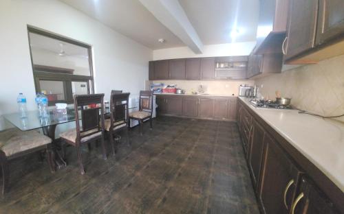 Haven Lodge Bhurban, Cheerful 4BR Cottage in Bhurban Haven Lodge Bhurban, Cheerful 4BR Cottage in Bhurban